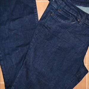 ✳️Dark rinse denim jeans bootcut✳️